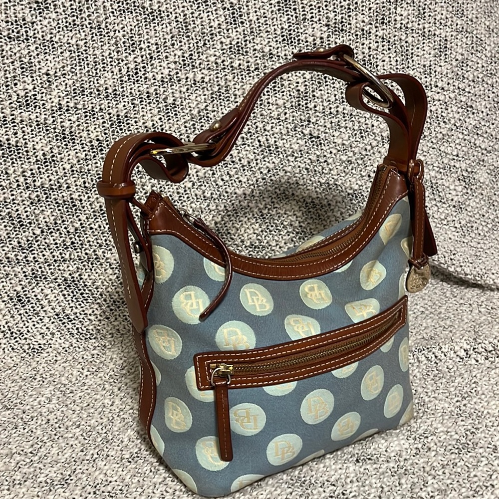 Dooney & Bourke shoulder bag